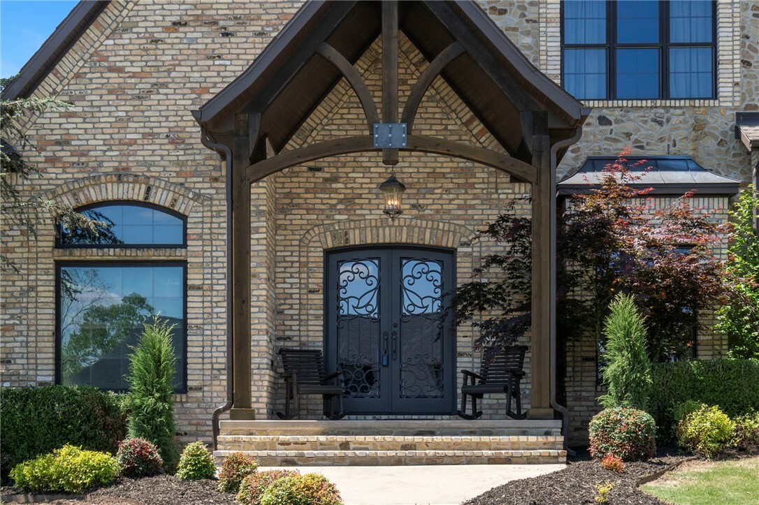 Property Photo: 995 Beau Chalet Drive AR 72713