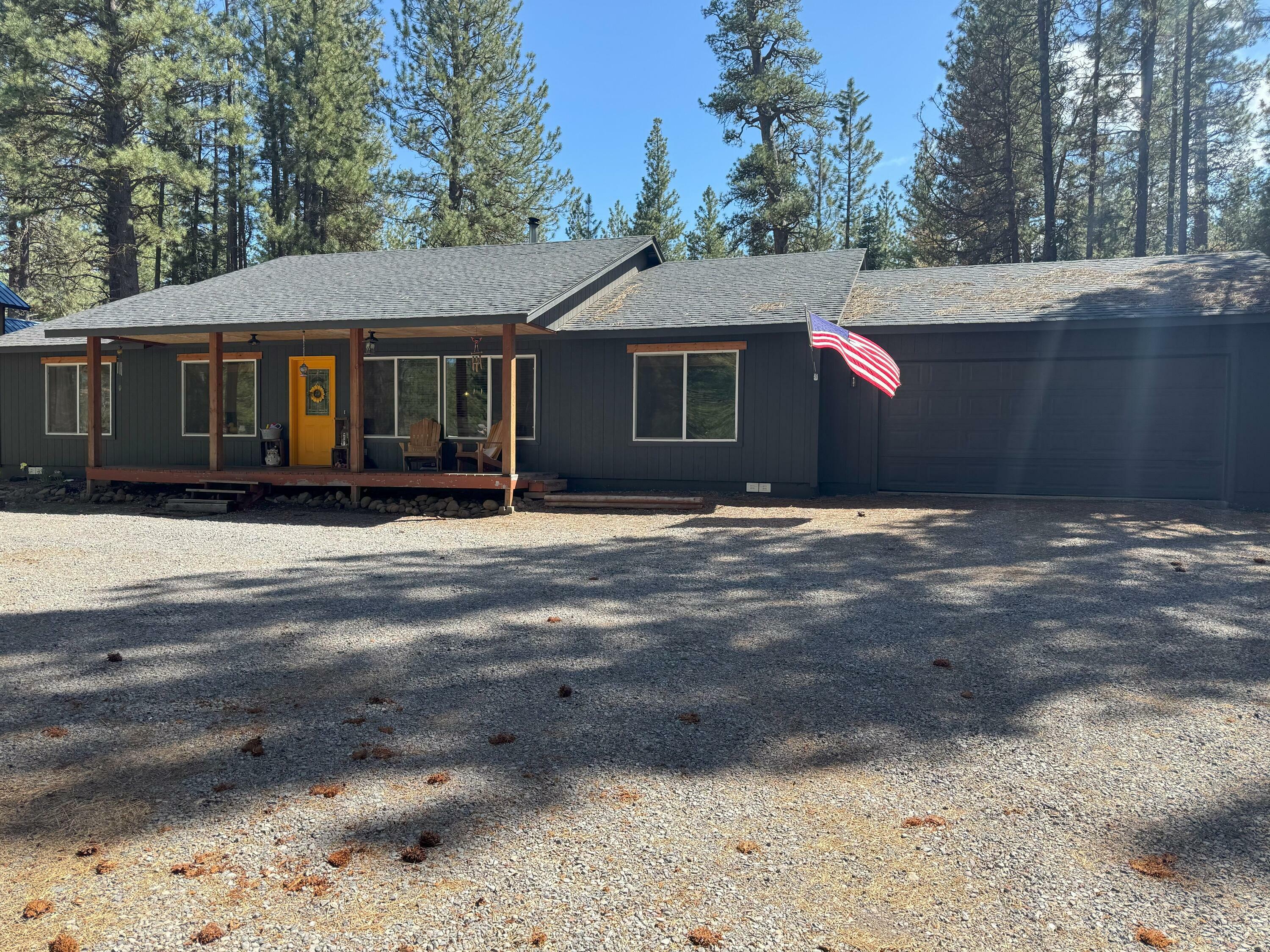 Property Photo: 32532 Mountain Lakes Drive OR 97601