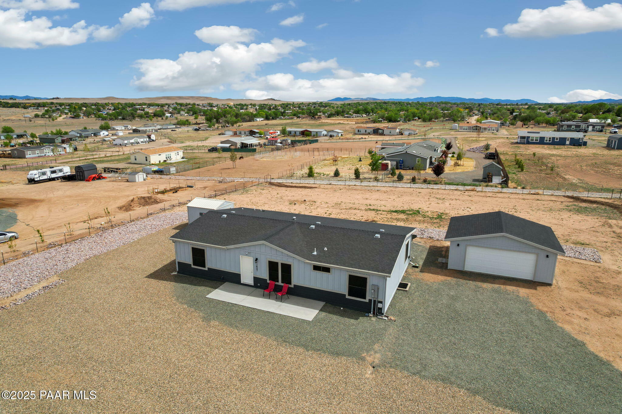 Property Photo: 1657 Solara Way AZ 86323