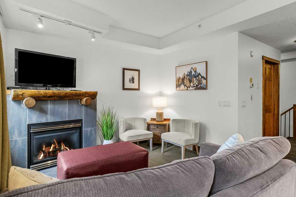 Photo de la propriété: 121 Kananaskis Way 103 AB T1W 2X2