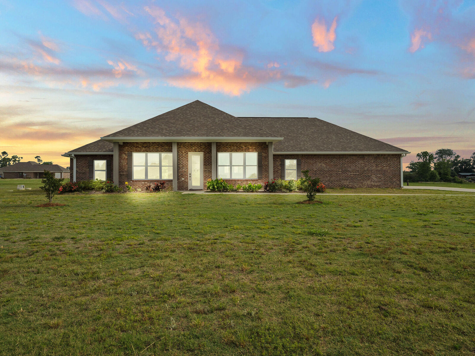 Property Photo: 225 Liberty Drive LA 71446