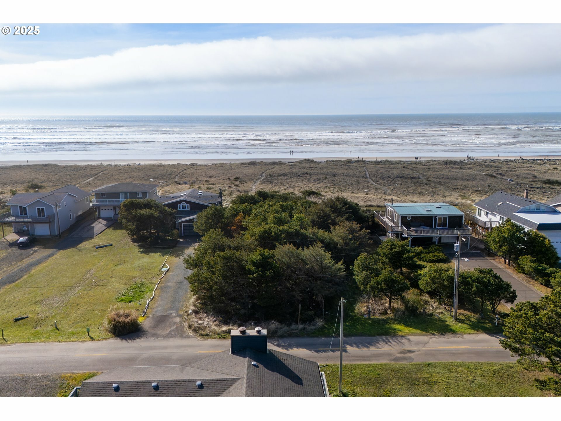 Property Photo: 0 Beach Dr OR 97136