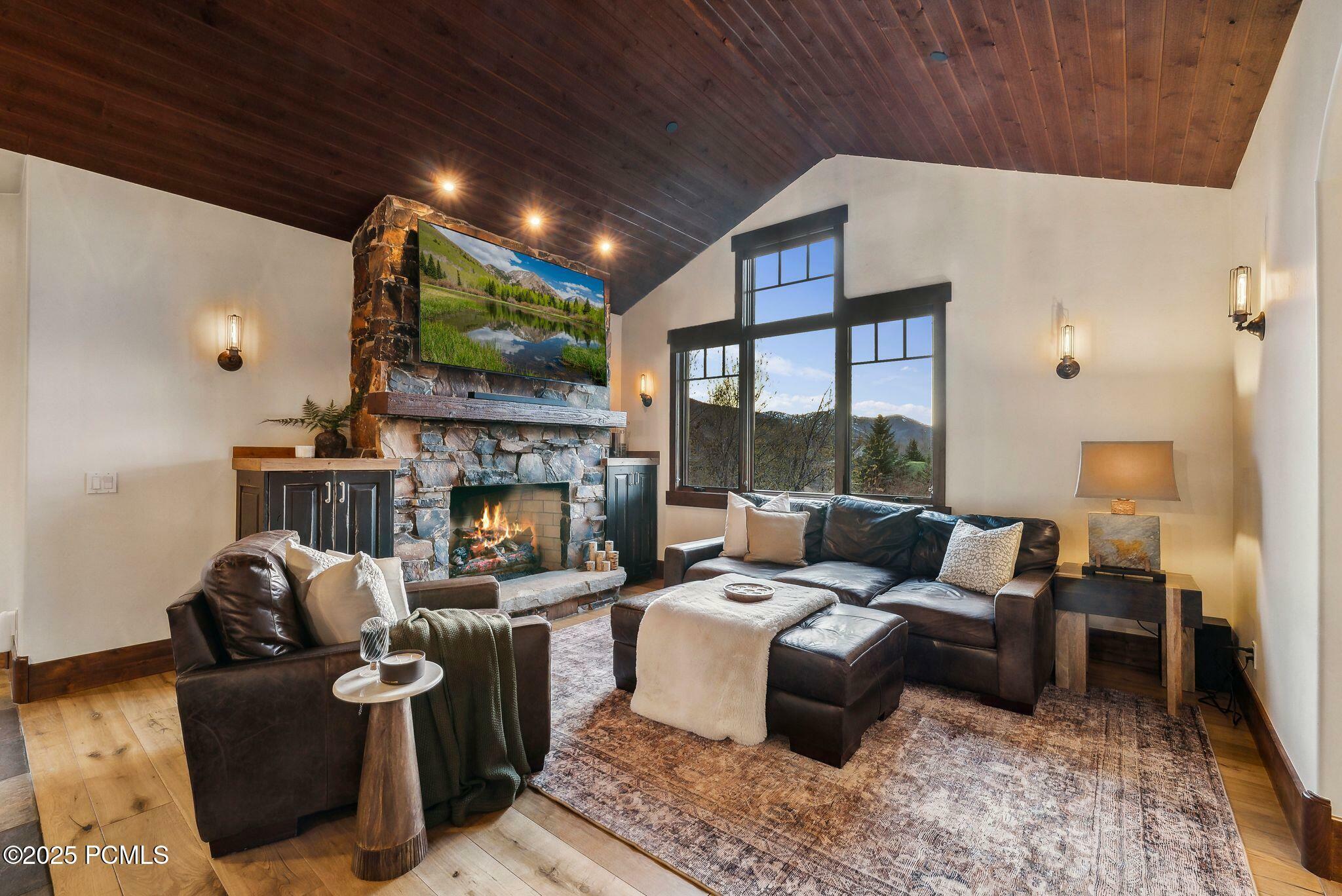 Property Photo: 2042 Paddington Drive UT 84060