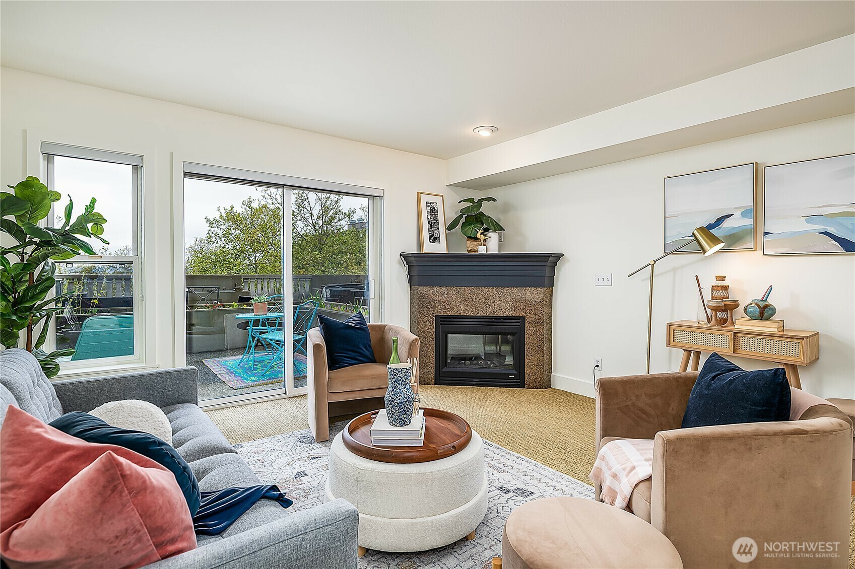 Property Photo: 133 Queen Anne Avenue N 205 WA 98109