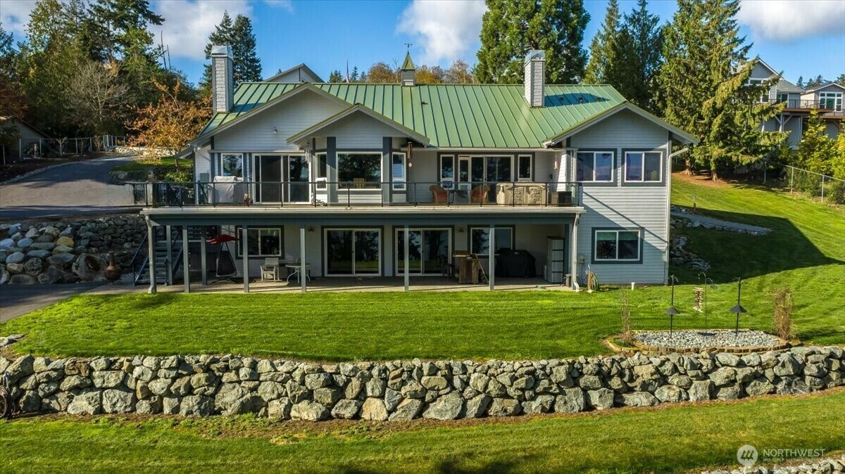 Property Photo: 1447 Everette Lane WA 98249
