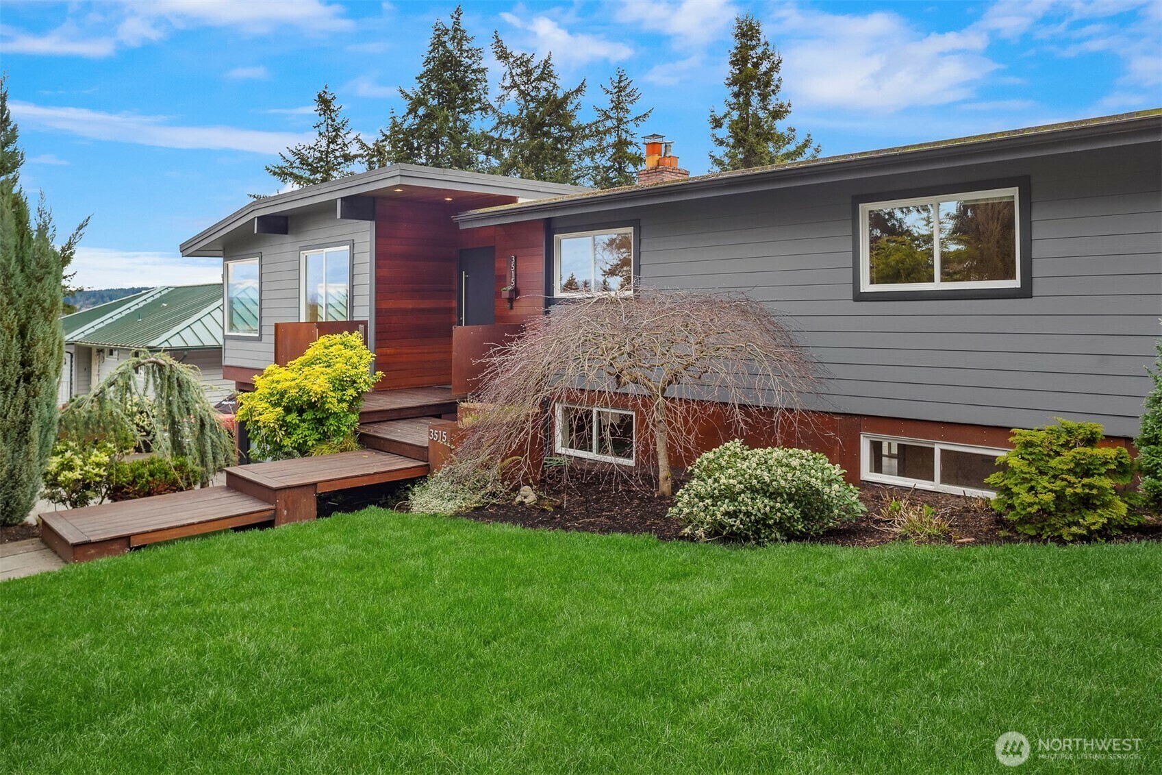 Property Photo: 3515 NE 156th Street WA 98155