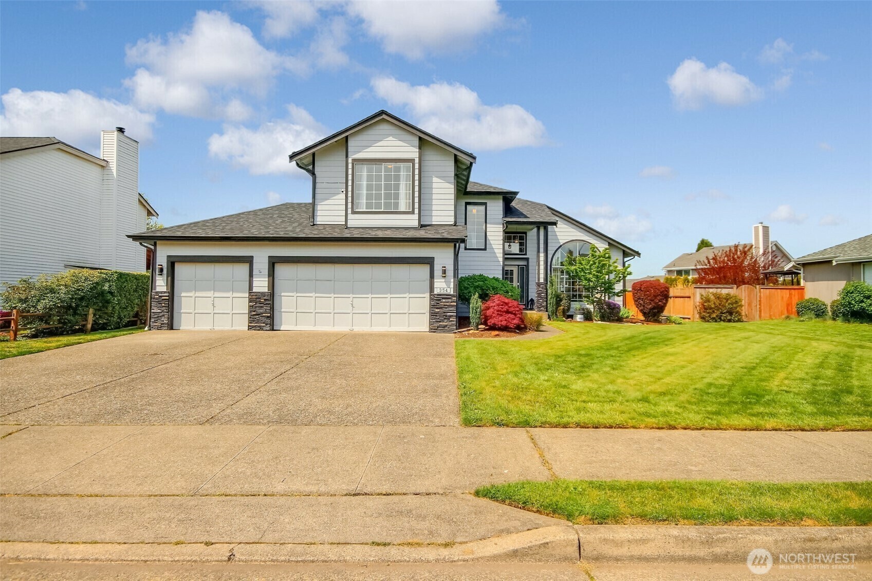 Property Photo: 354 Wetherbee Lane WA 98022