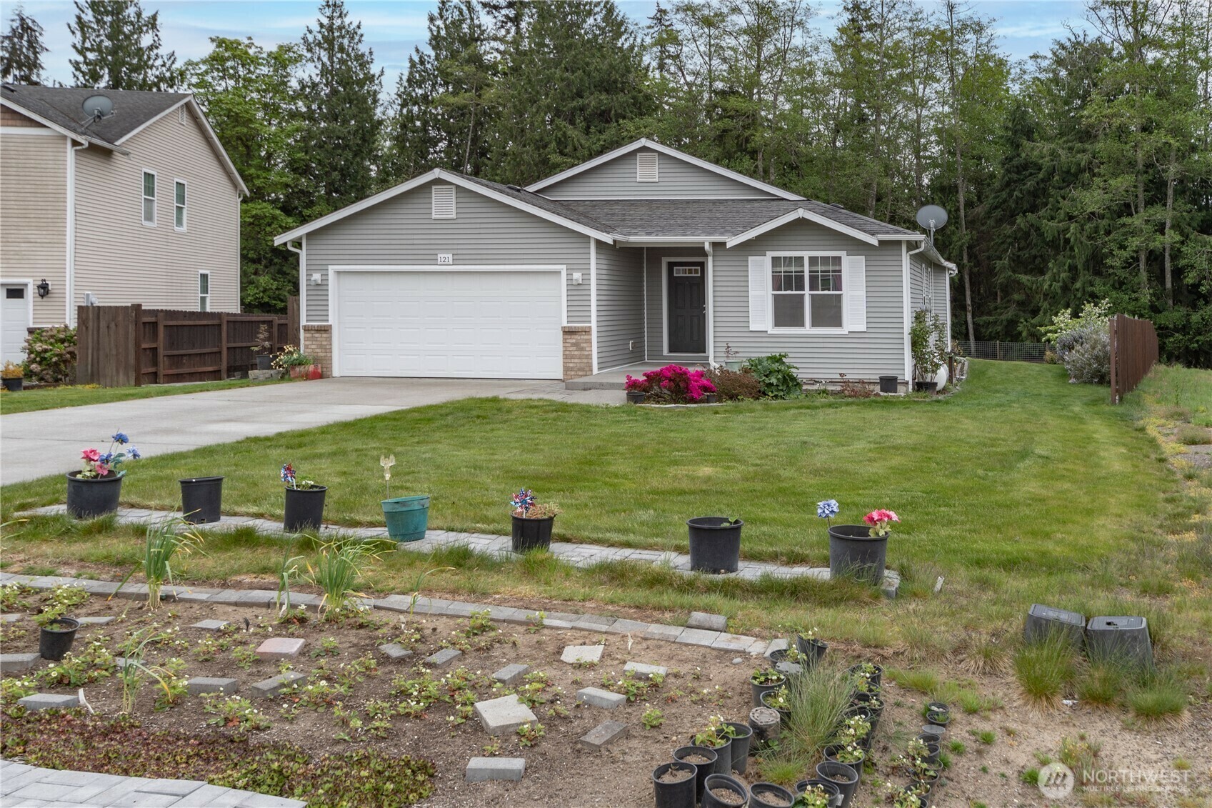 Property Photo: 121 George Leslie Drive WA 98365