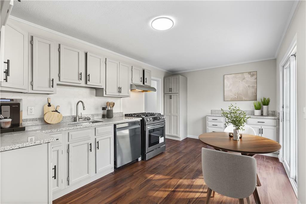 Property Photo: 13 Salem Drive RI 02904