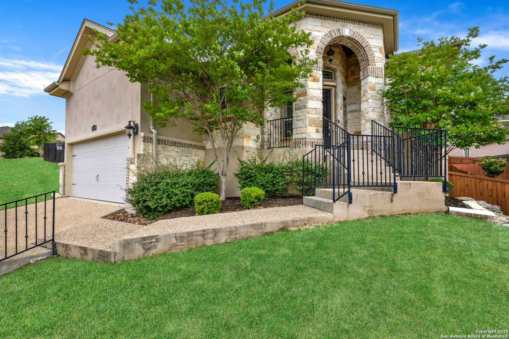 18718 Real Ridge  San Antonio TX 78256 photo