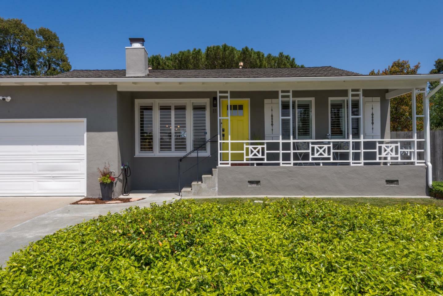 Property Photo: 11 Meadow Court CA 94403