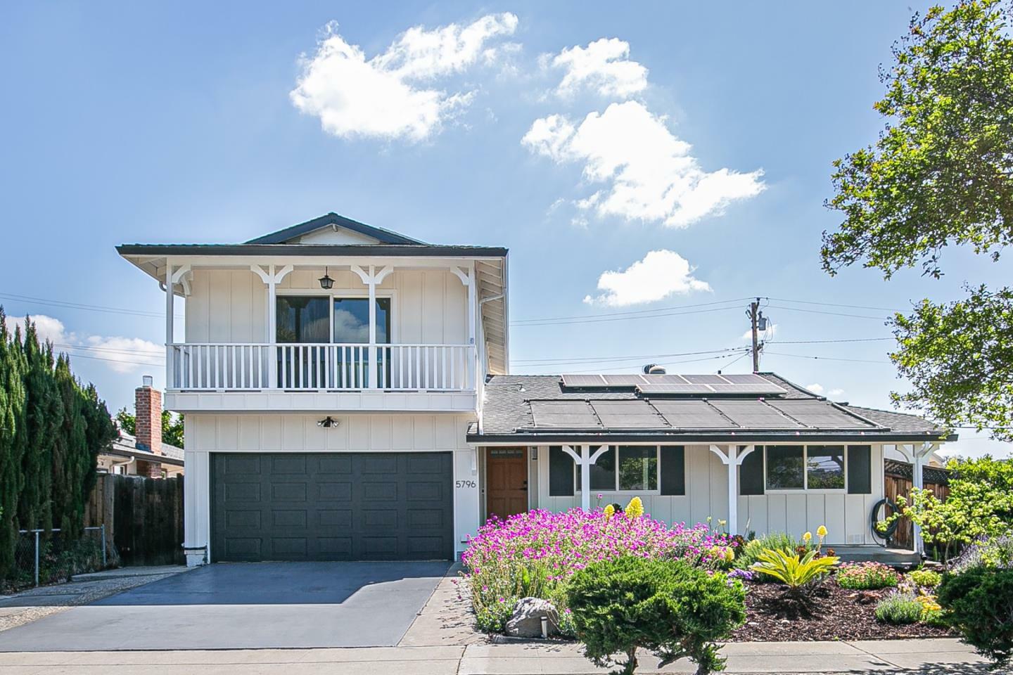 Property Photo: 5796 Arapaho Drive CA 95123