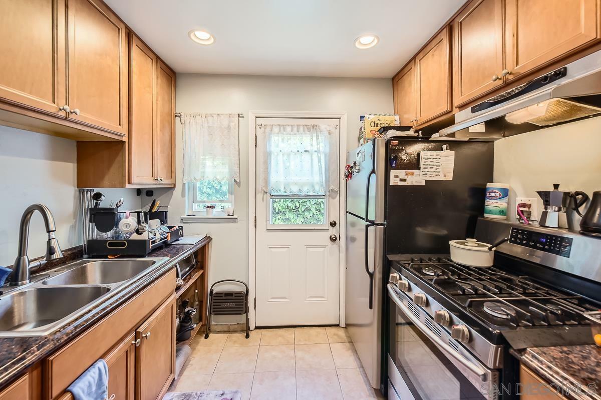 Property Photo: 3146-48 Jemez Dr CA 92117