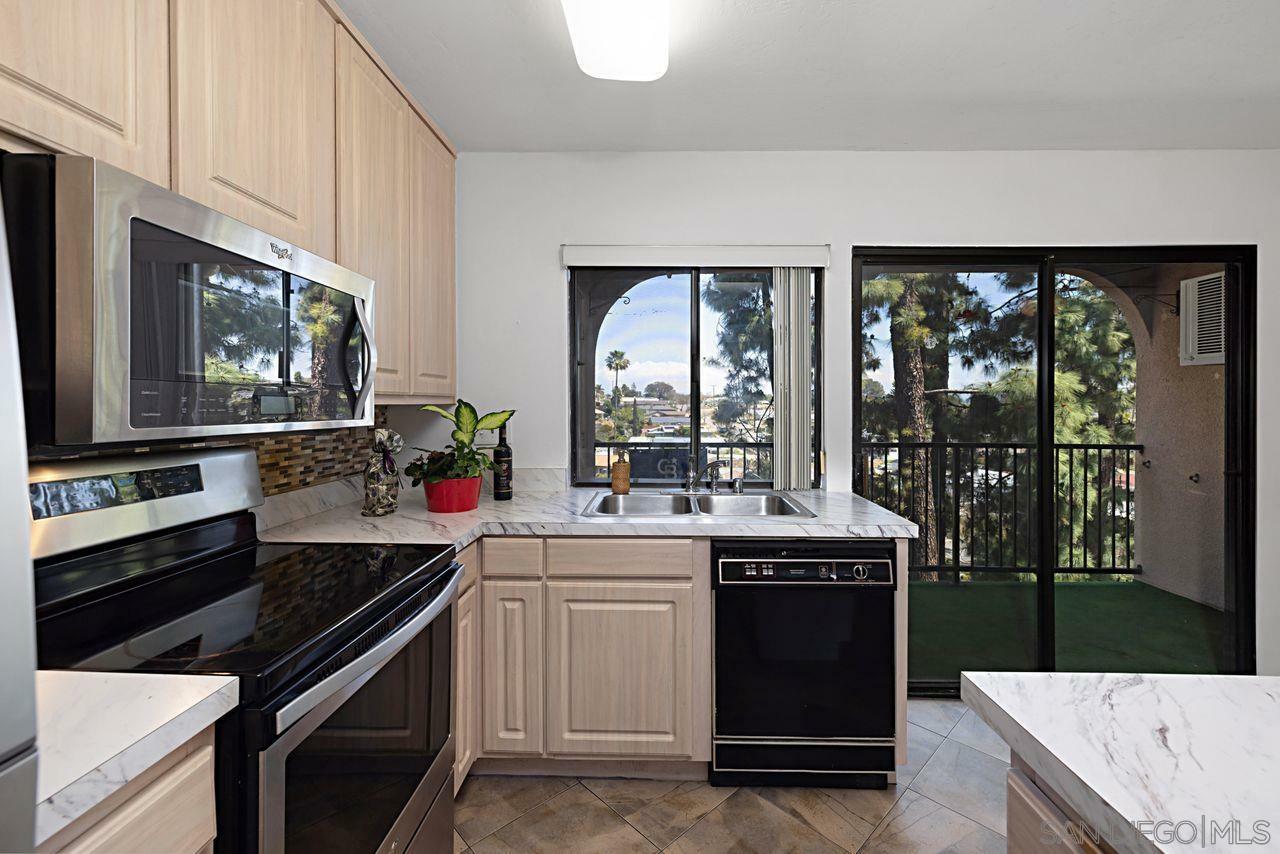 7855 Cowles Mtn Ct A26  San Diego CA 92119 photo