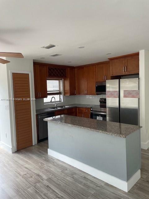 Property Photo: 5209 NW 18th St 3E FL 33313