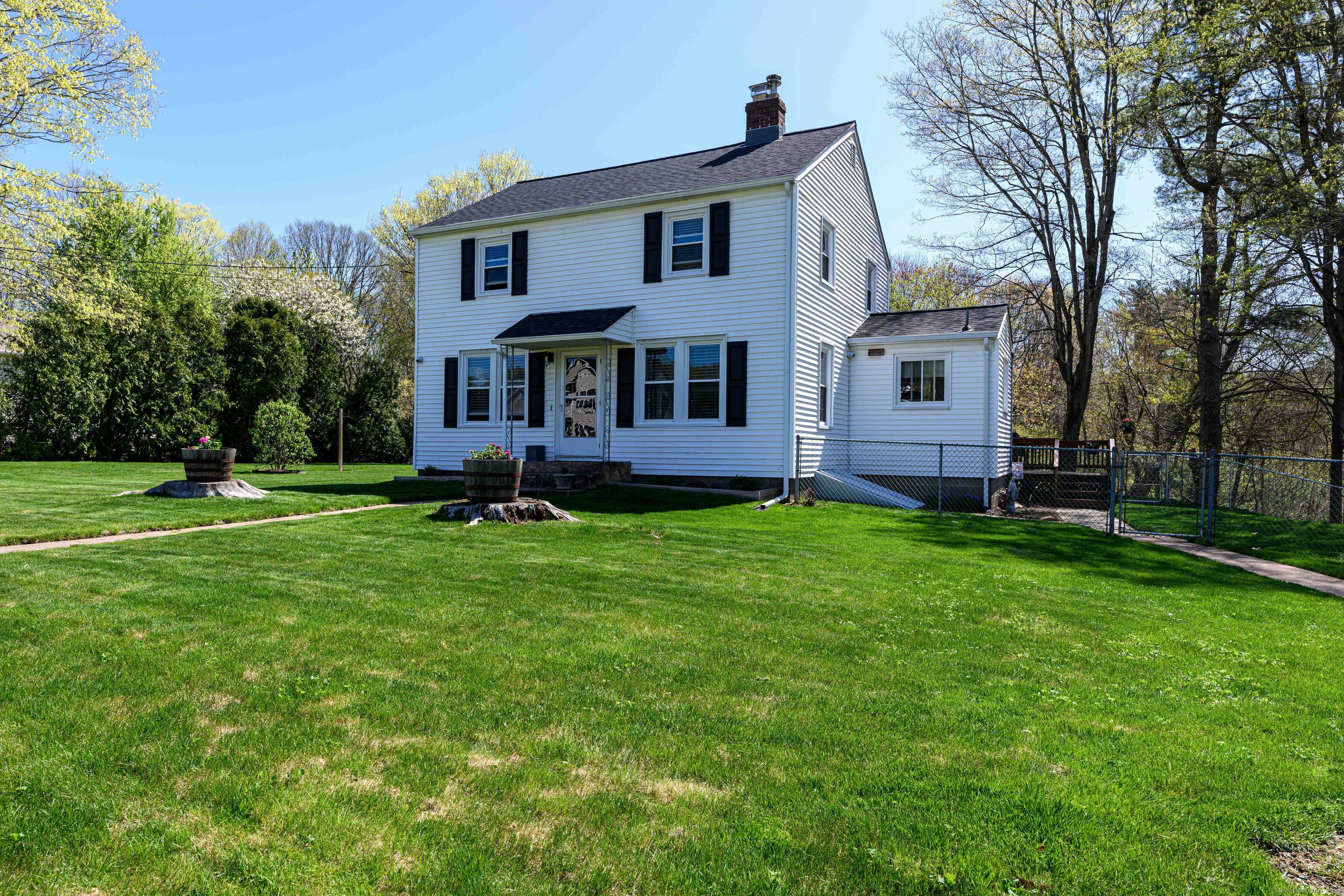 Property Photo: 929 Totoket Road CT 06472