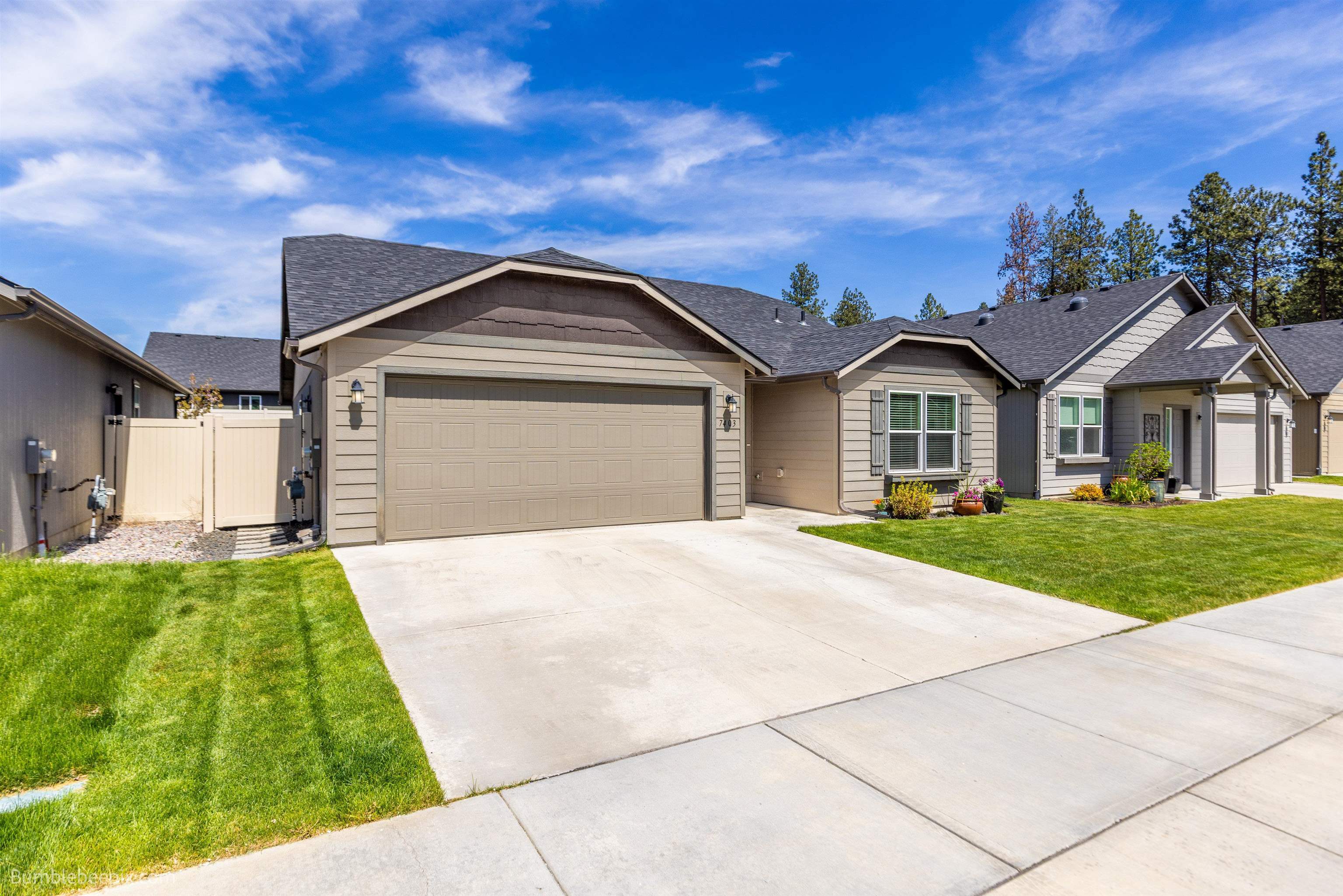 Property Photo: 7403 E 15th Ave WA 99212