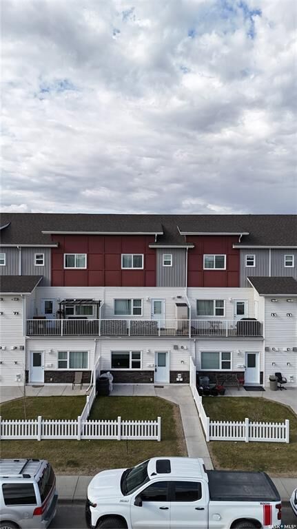 322 Lewin Way 265  Saskatoon SK S7T 0A7 photo
