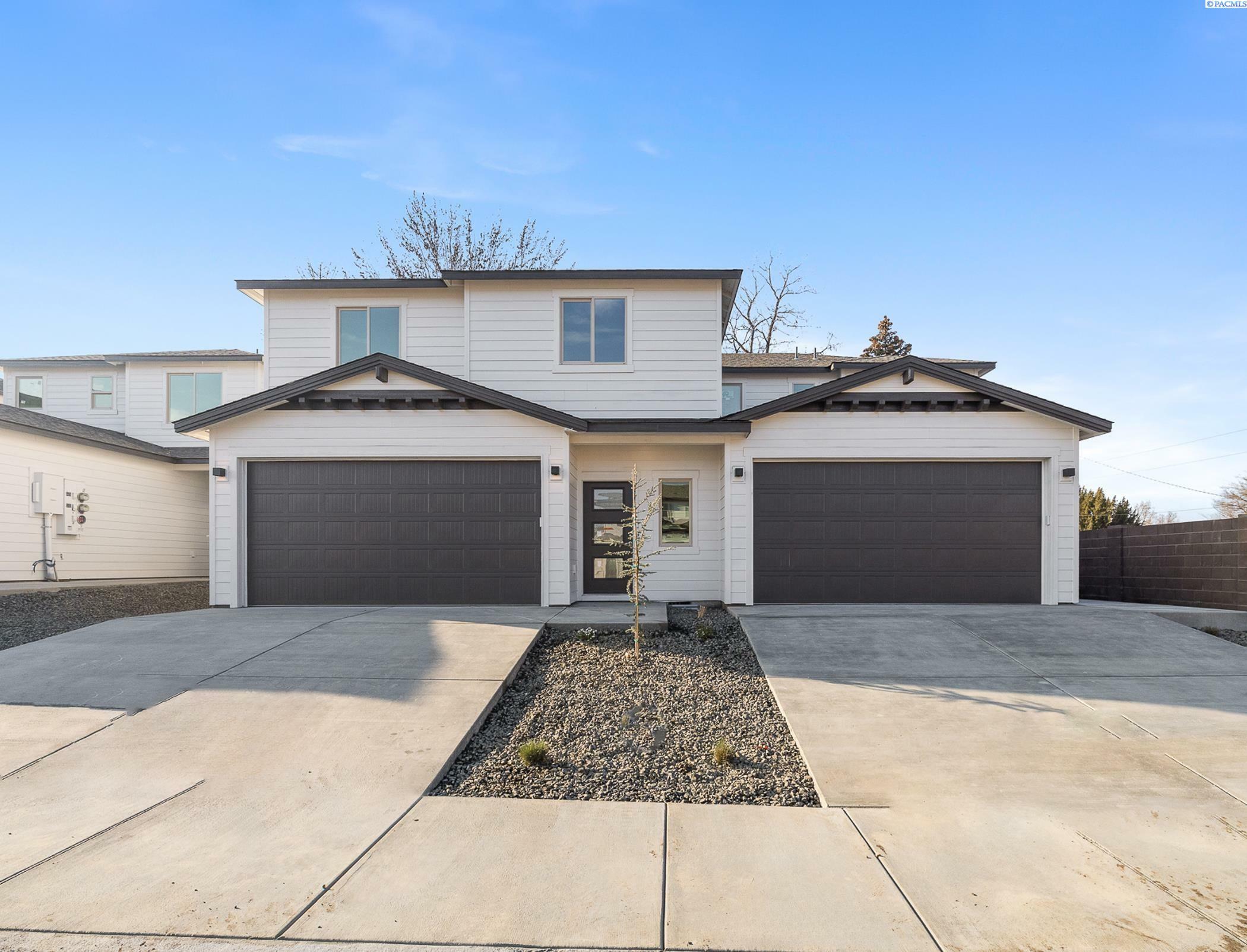 Property Photo: 1008 S Underwood Pl WA 99337