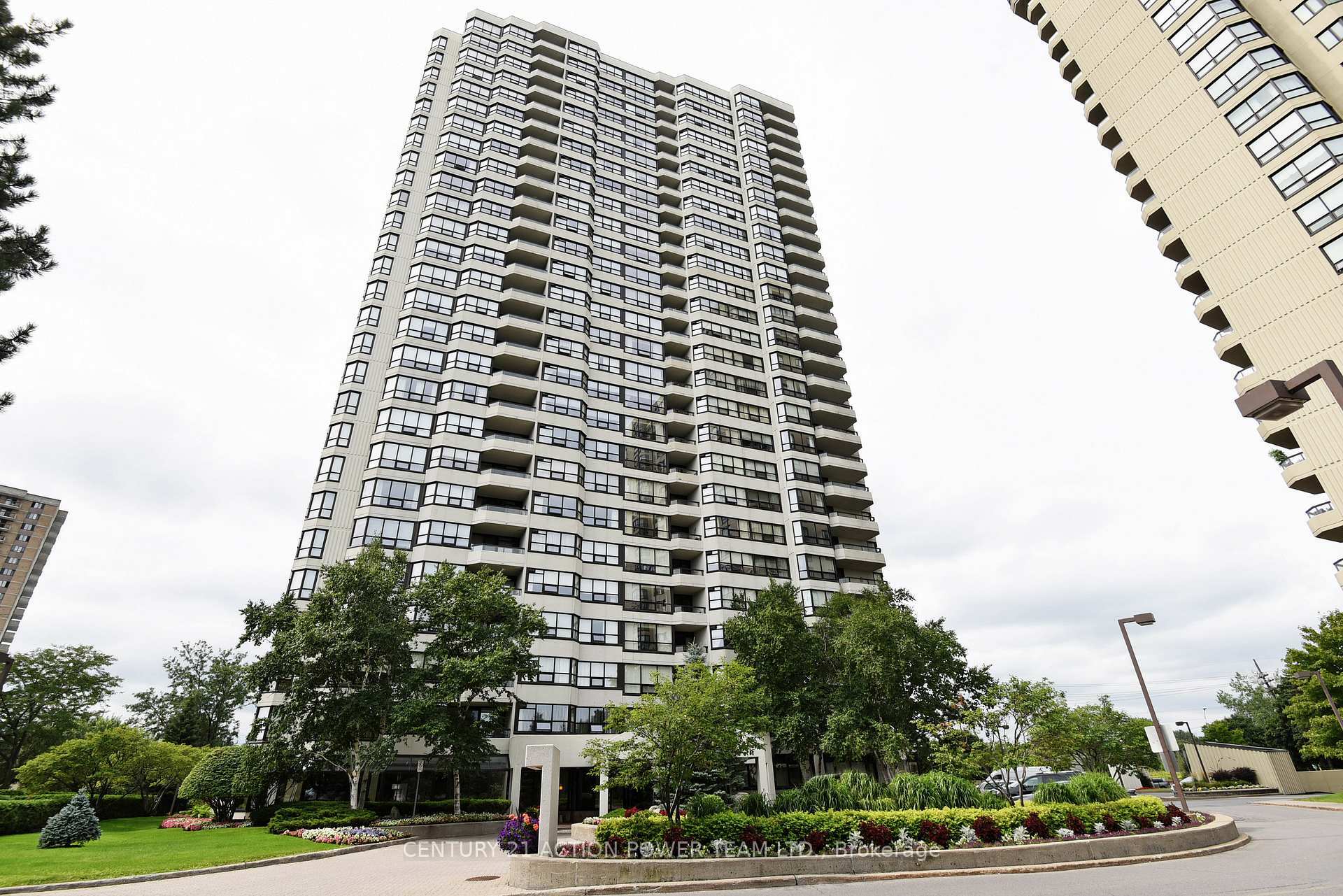 Photo de la propriété: 1510 Riverside Drive Ph2804 ON K1G 4X5