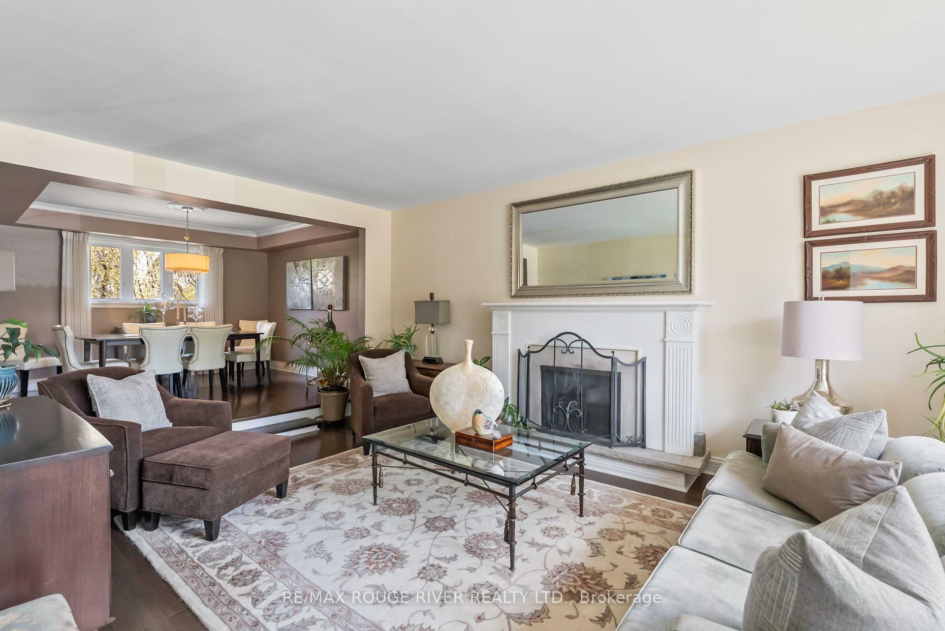 Photo de la propriété: 108 Orchard Court ON L1N 1H4