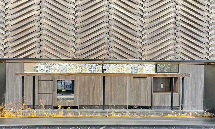 Photo de la propriété: 251 Manitoba Street W 707 ON M8Y 0C7