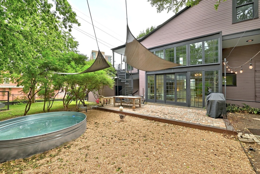 Property Photo: 813 1/2 E 13th Street TX 78702
