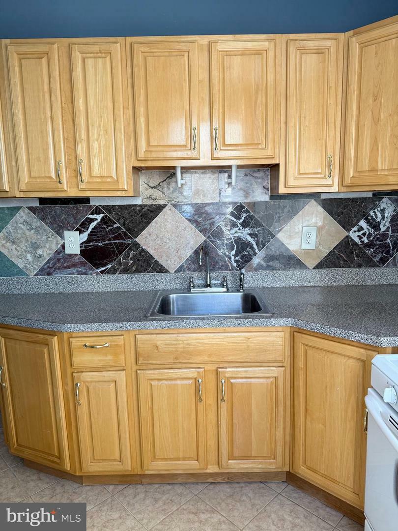 Property Photo: 2302 E Albert Street PA 19125