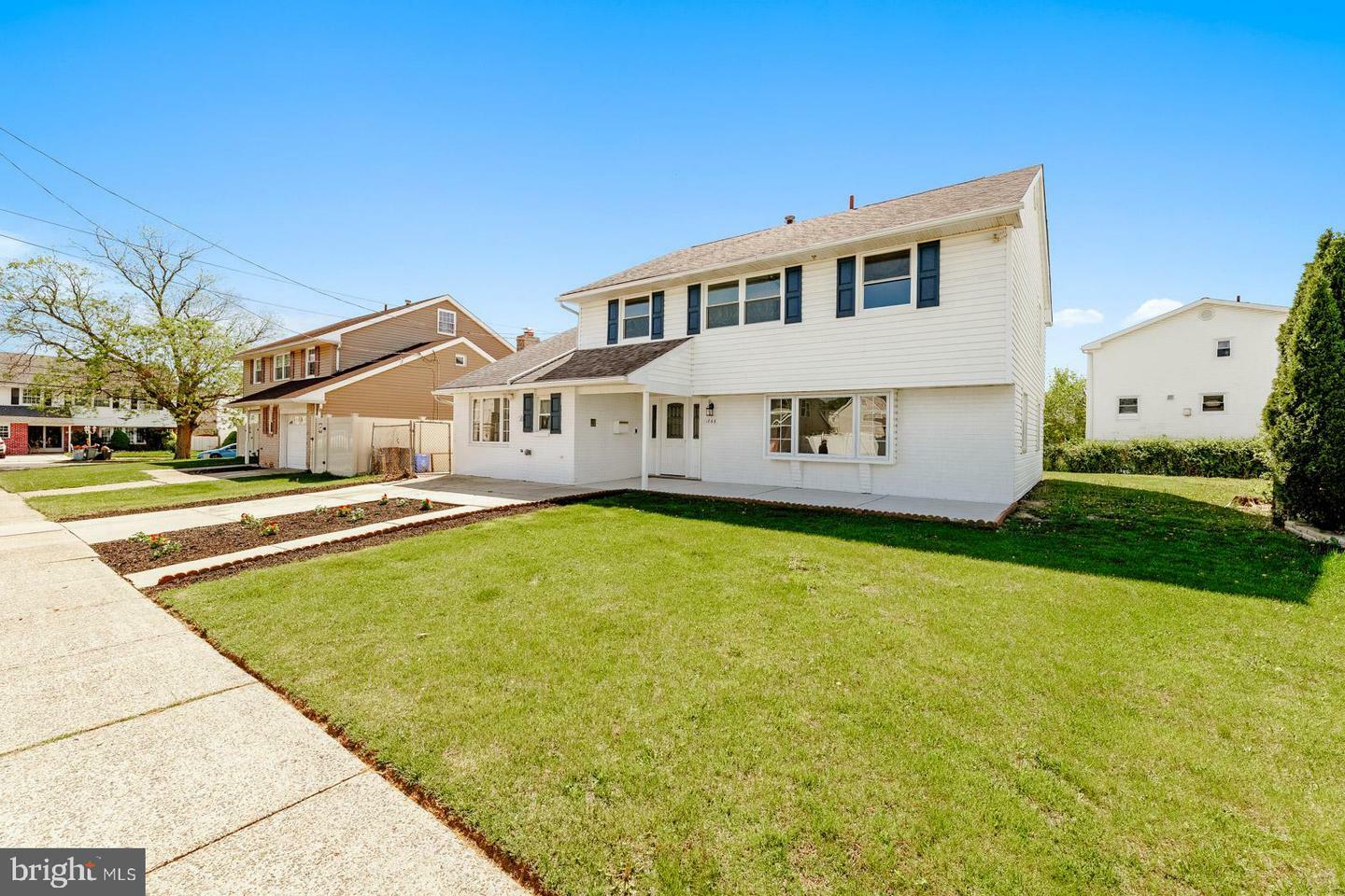 Property Photo: 1866 Merlin Place PA 19116