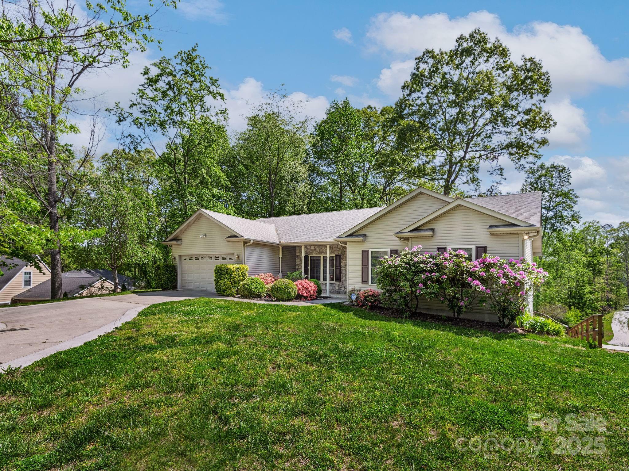 44 Sunnyview Terrace  Asheville NC 28806 photo