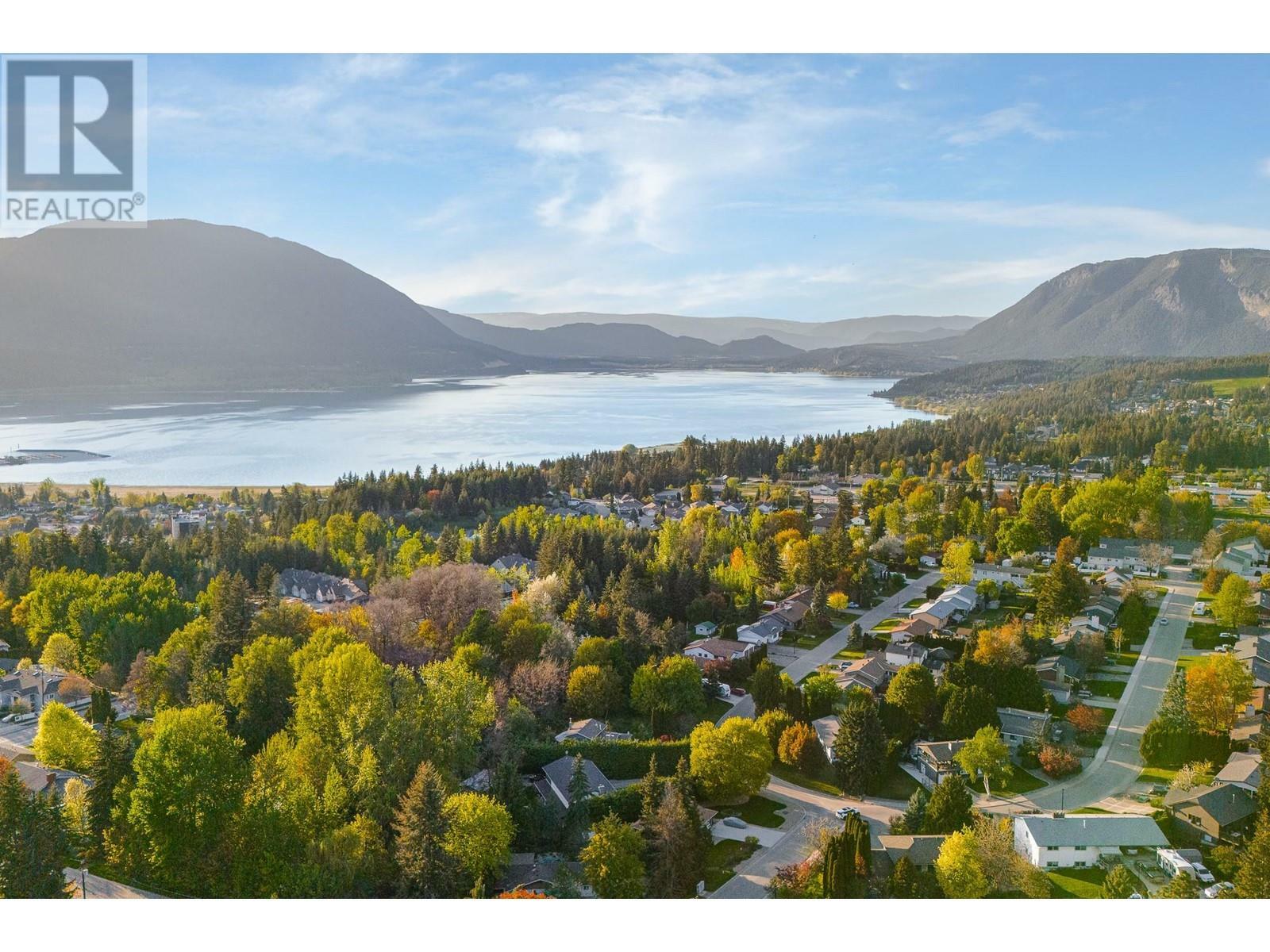 2190 Okanagan Avenue Southeast  Salmon Arm BC V1E 1H4 photo