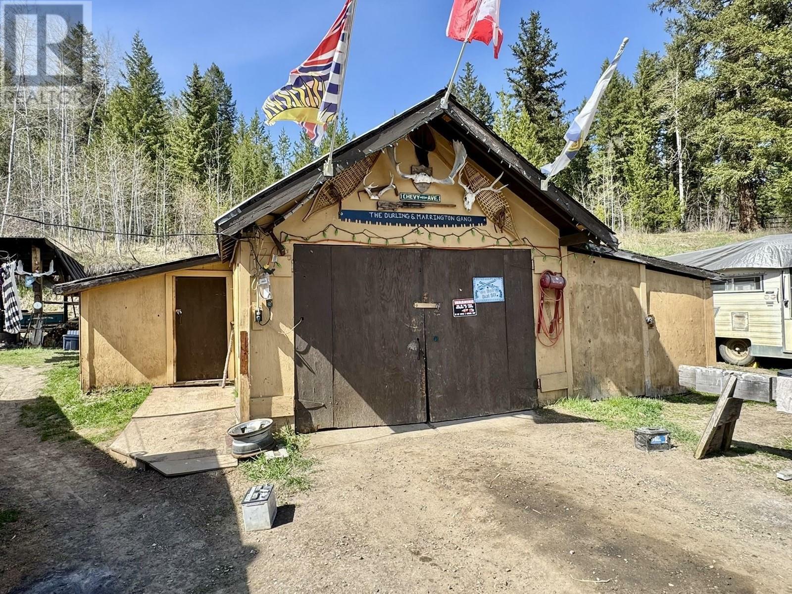Photo de la propriété: 4574 Canim-Hendrix Lake Road BC V0K 1M0