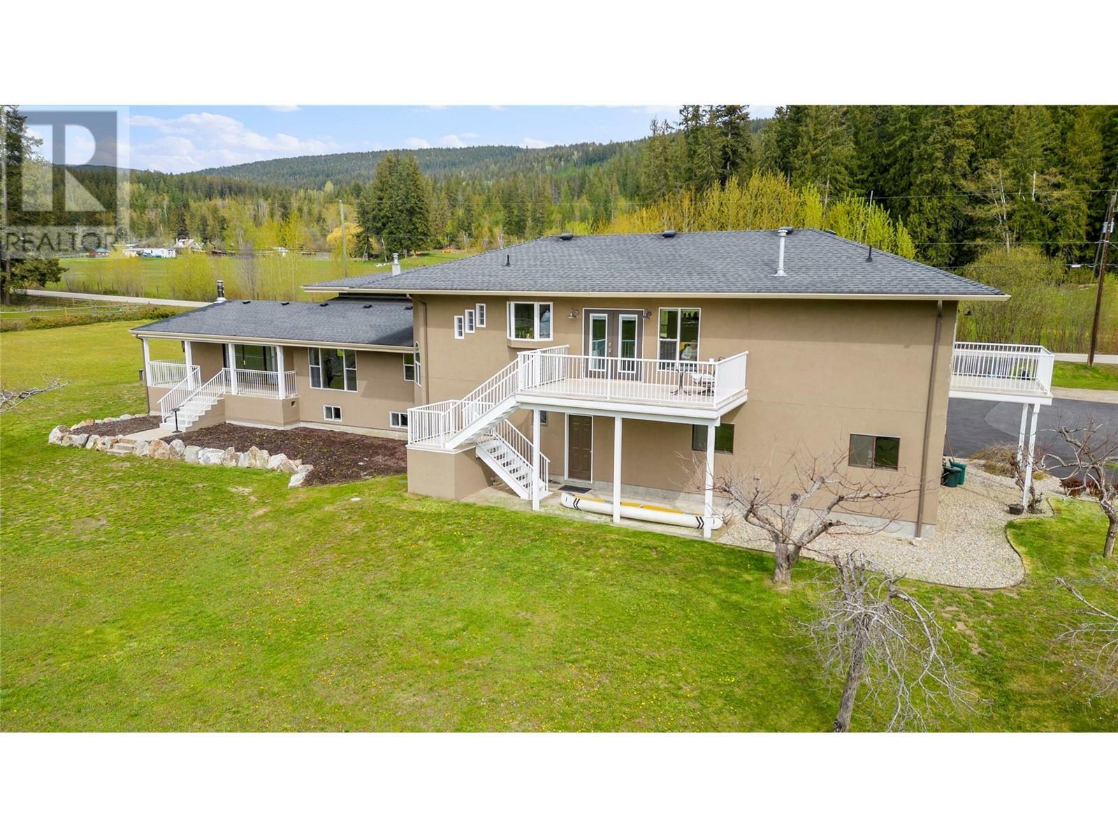 Property Photo: 1851 70 Street Southeast BC V1E 1X4