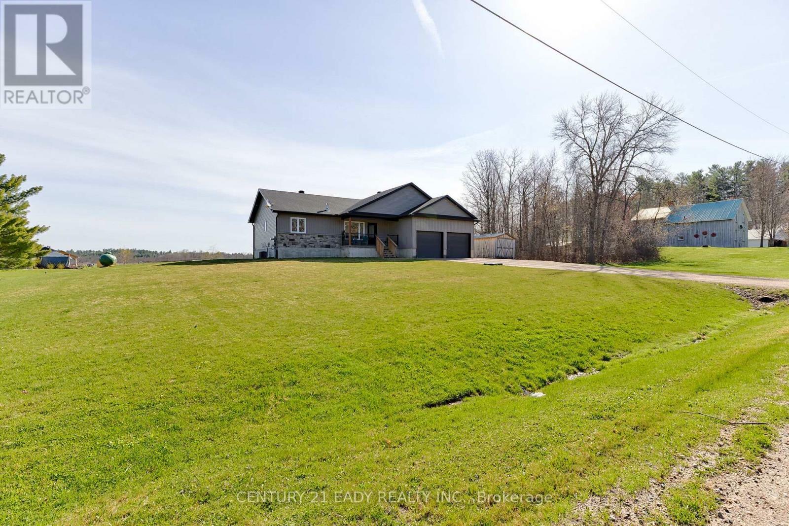 Property Photo: 432 Early Road ON K7V 3Z4
