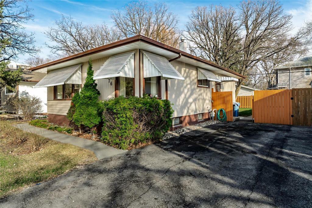Property Photo: 76 Weaver Bay MB R2M 2G8