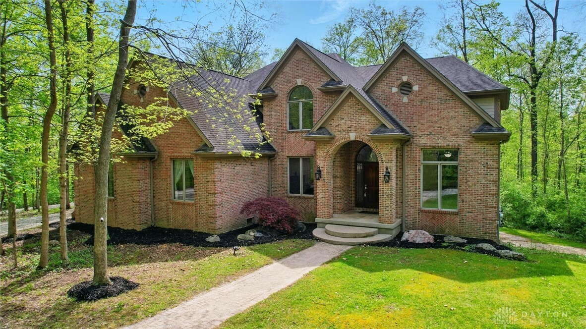 Property Photo:  7515 Dog Leg Road  OH 45414 
