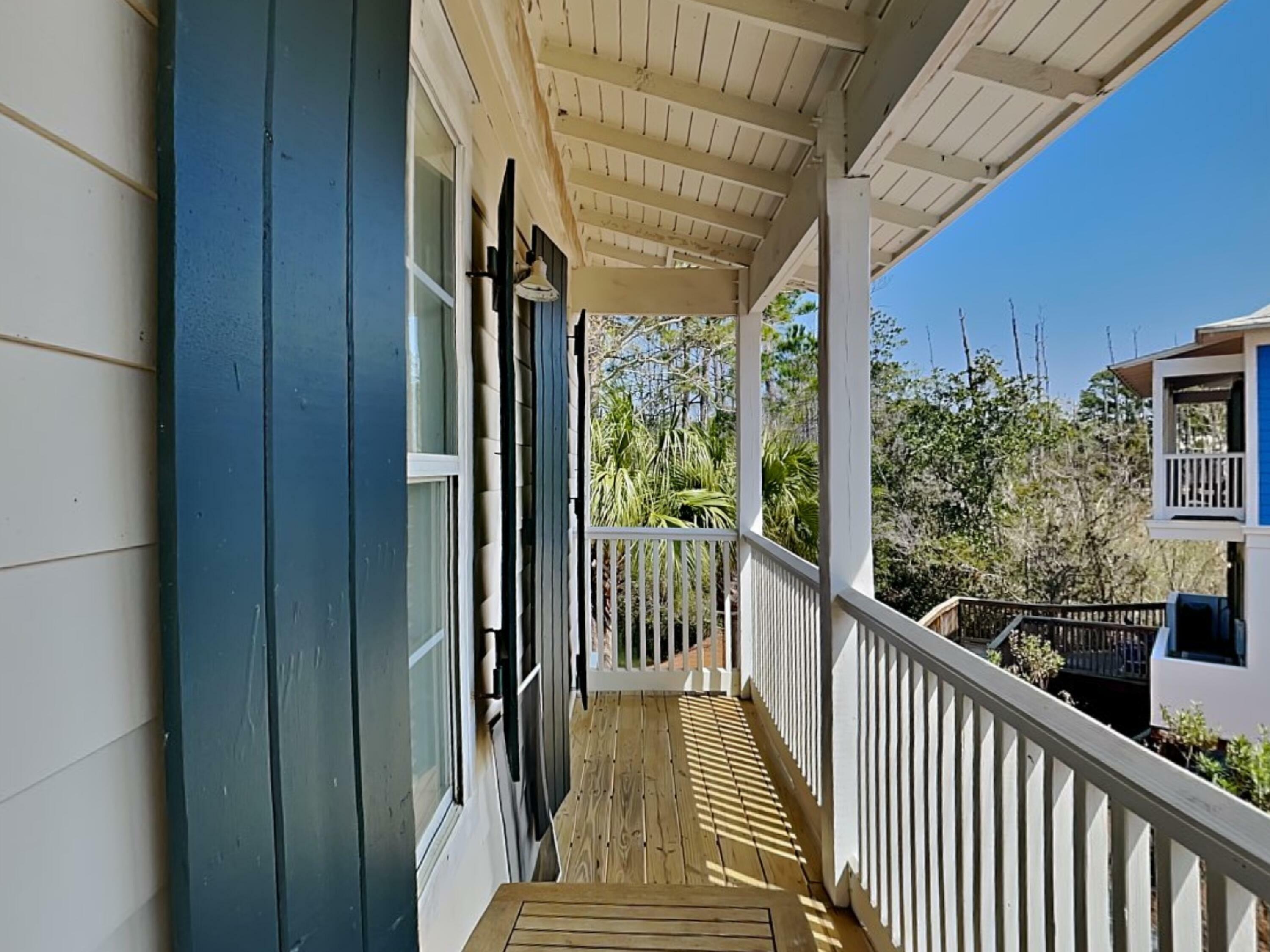 Property Photo: 198 Somerset Bridge Road 113 FL 32459
