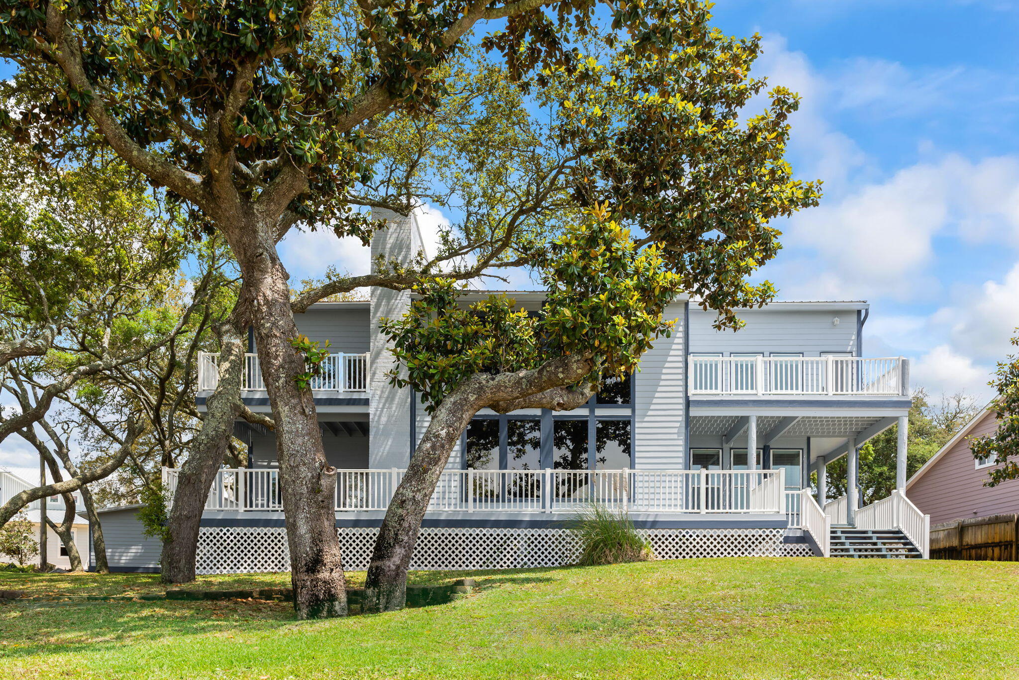 Property Photo: 2062 Blue View Court FL 32566
