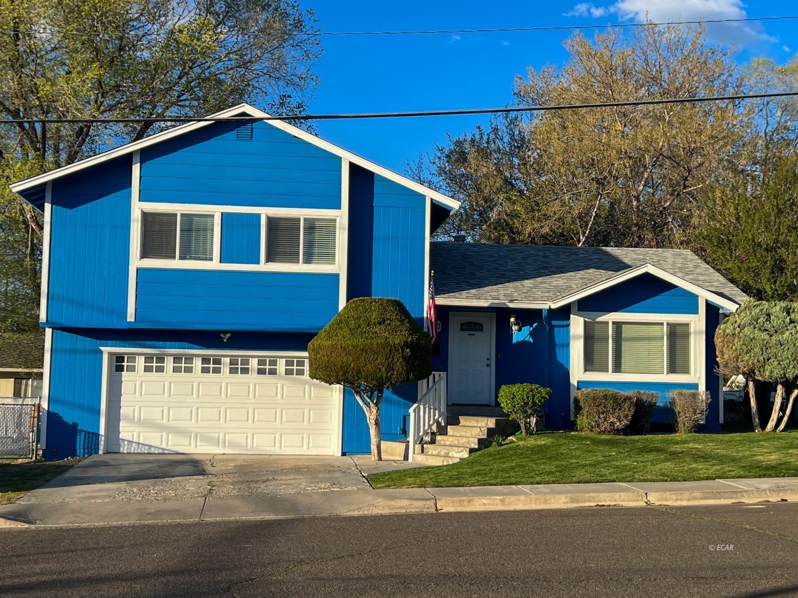 Property Photo: 930 3rd Street NV 89801