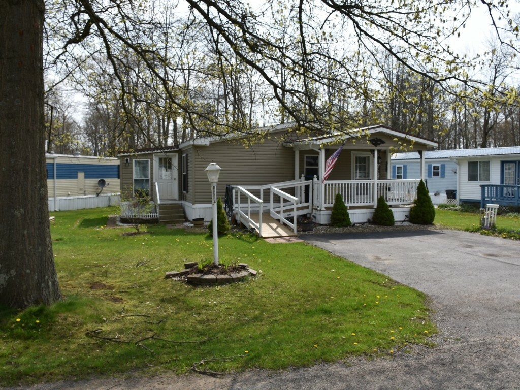 10356 Circle West 49  Meadville PA 16335 photo