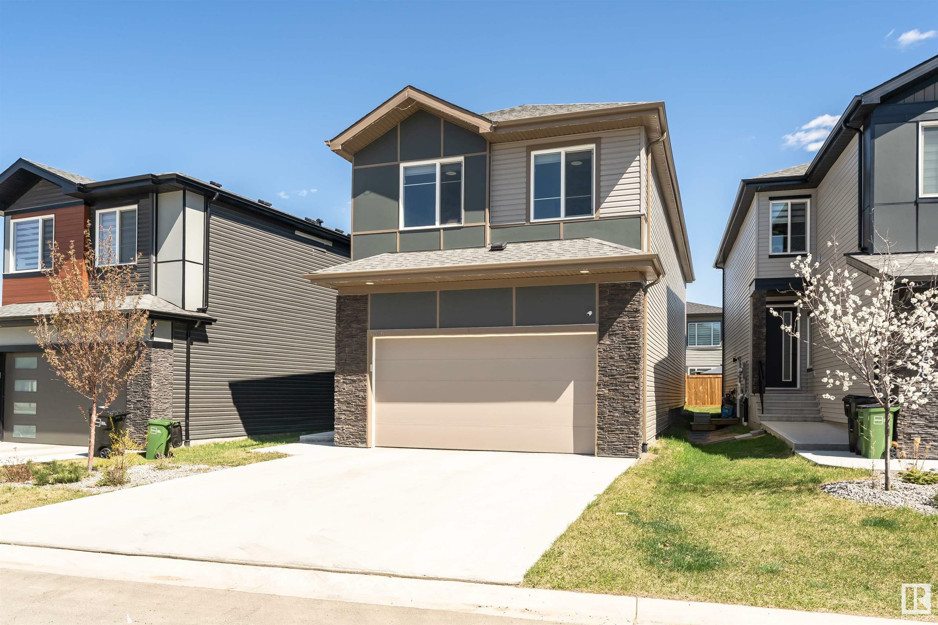 Photo de la propriété: 5386 Kimball Place SW AB T6W 5E5