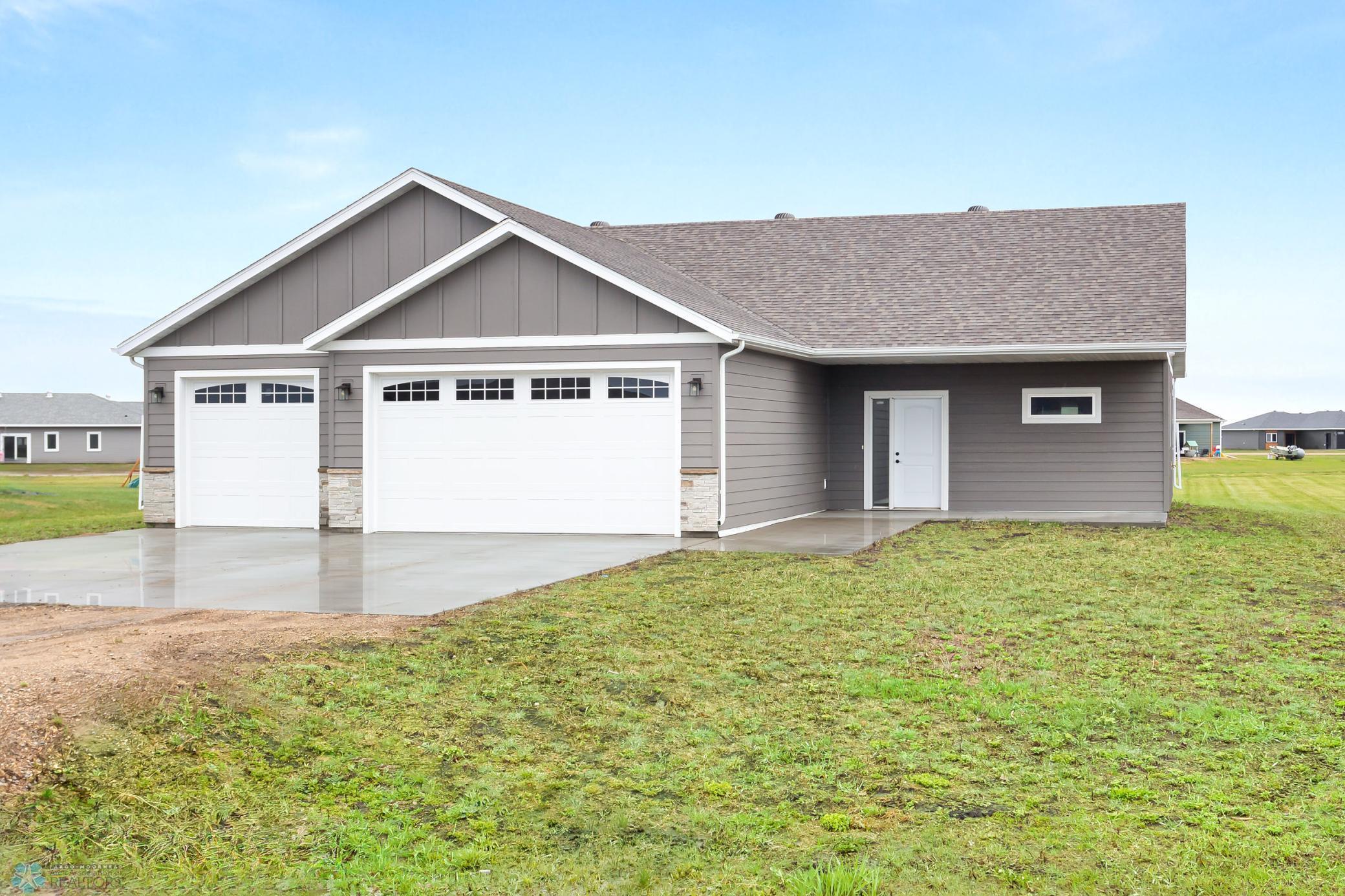 Property Photo: 216 Laverne Lane ND 58018