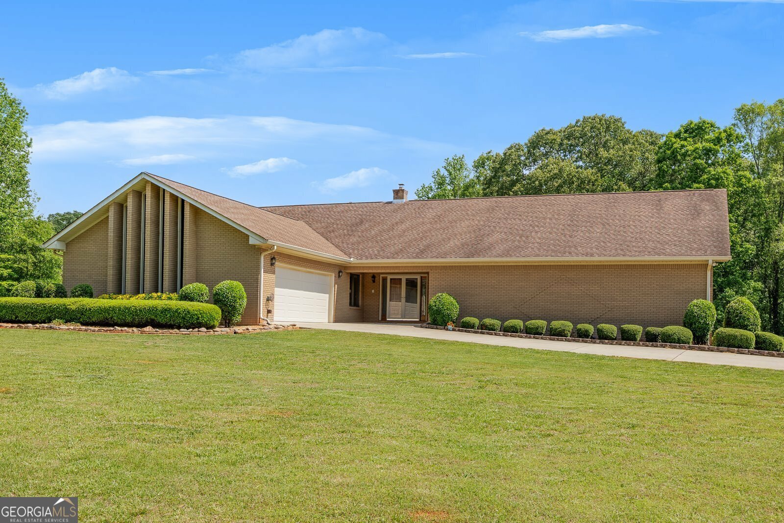 Property Photo: 1724 Arbor Hill Road GA 30115