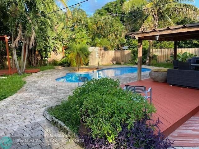 1434 NE 16th Ave  Fort Lauderdale FL 33304 photo