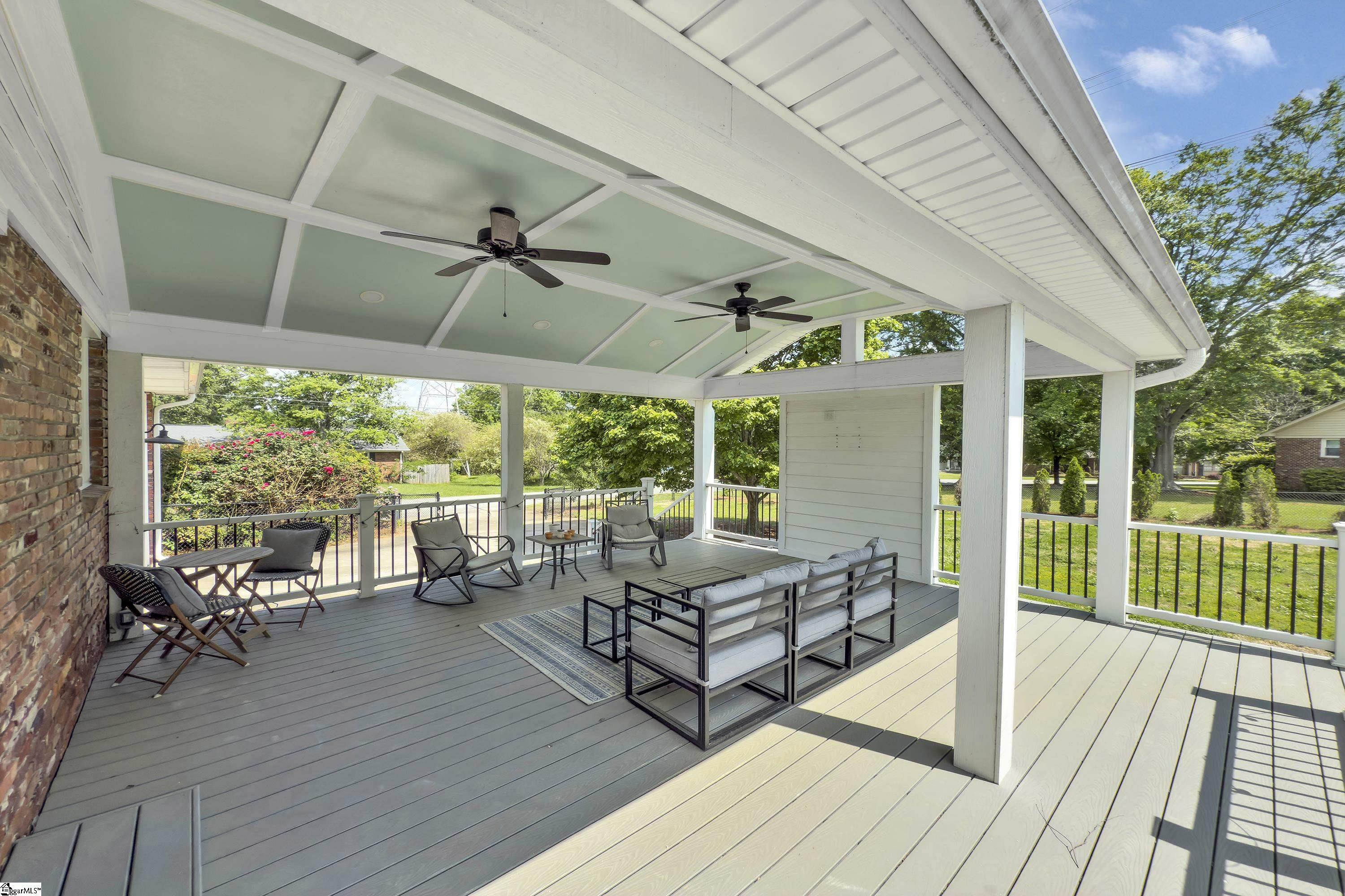Property Photo: 308 Leyswood Drive SC 29615