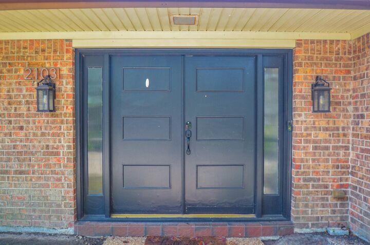 Property Photo:  2103 Winged Foot Drive  TX 77459 