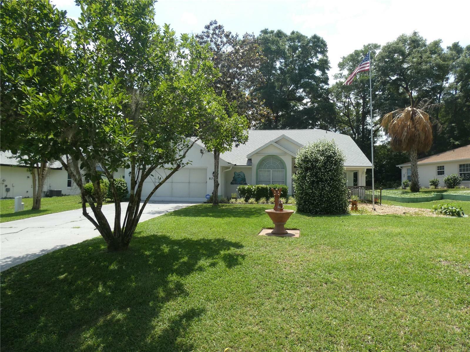 Property Photo: 8765 SW 190th Circle FL 34432