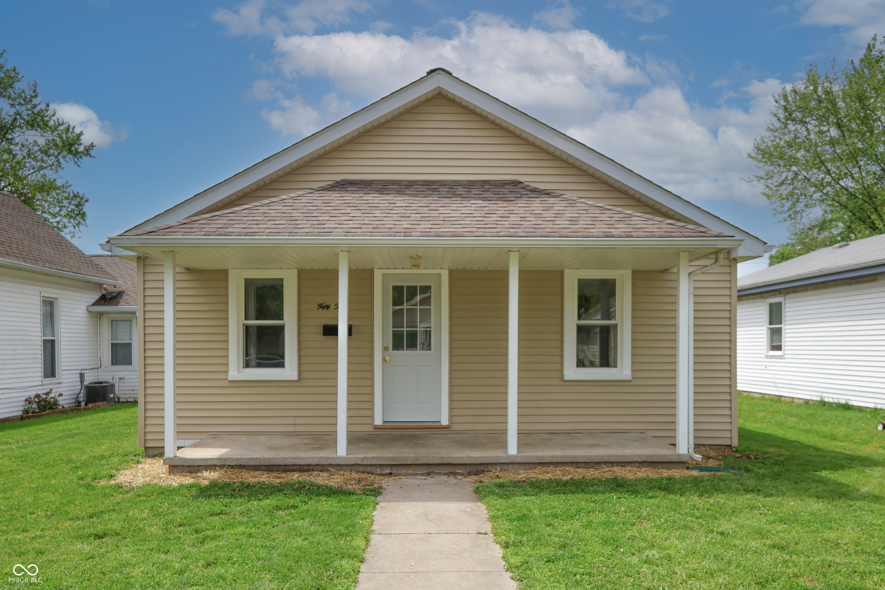 Property Photo: 52 N Ross Street IN 47201