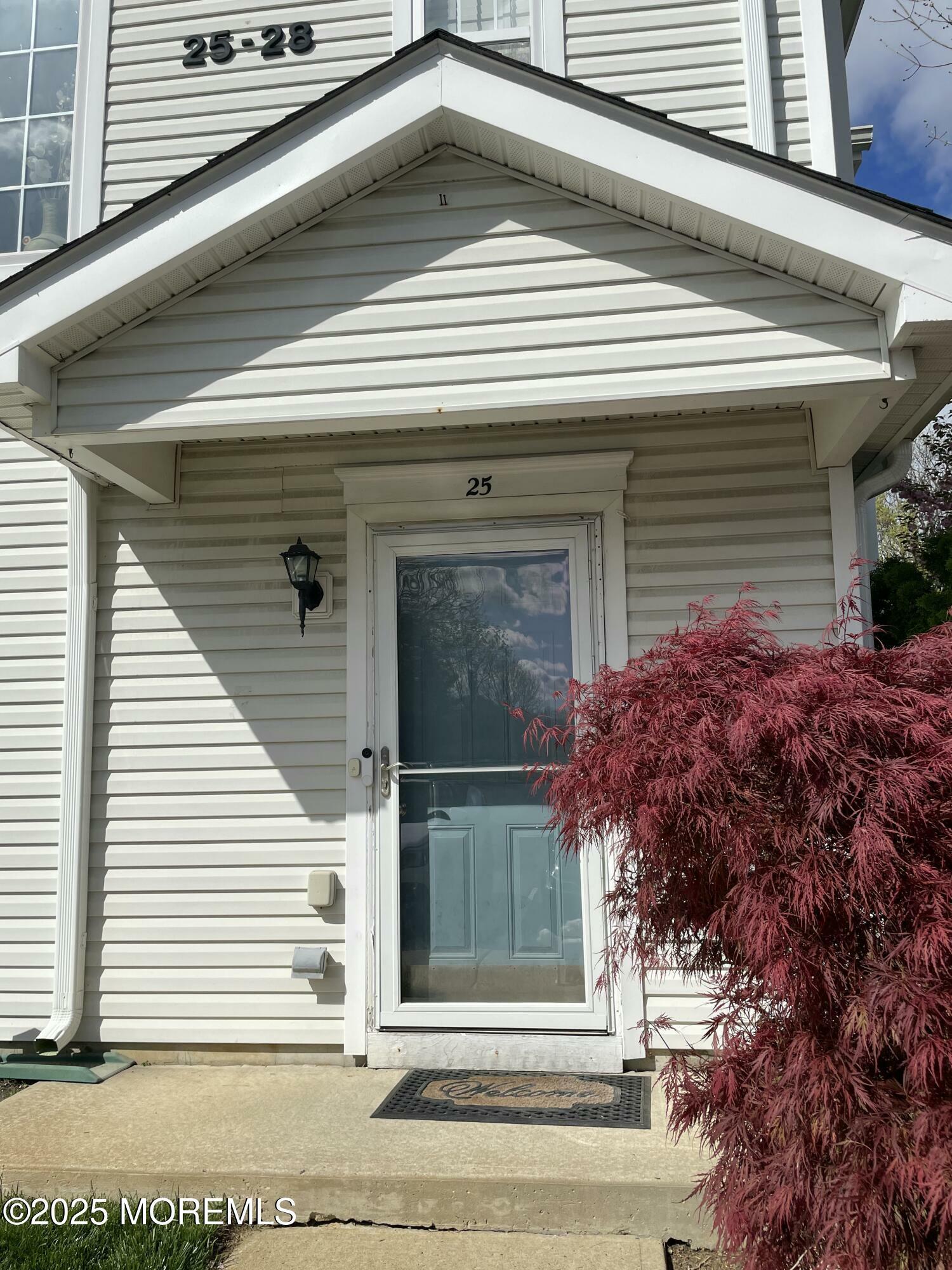 25 Watson Court  Howell NJ 07731 photo