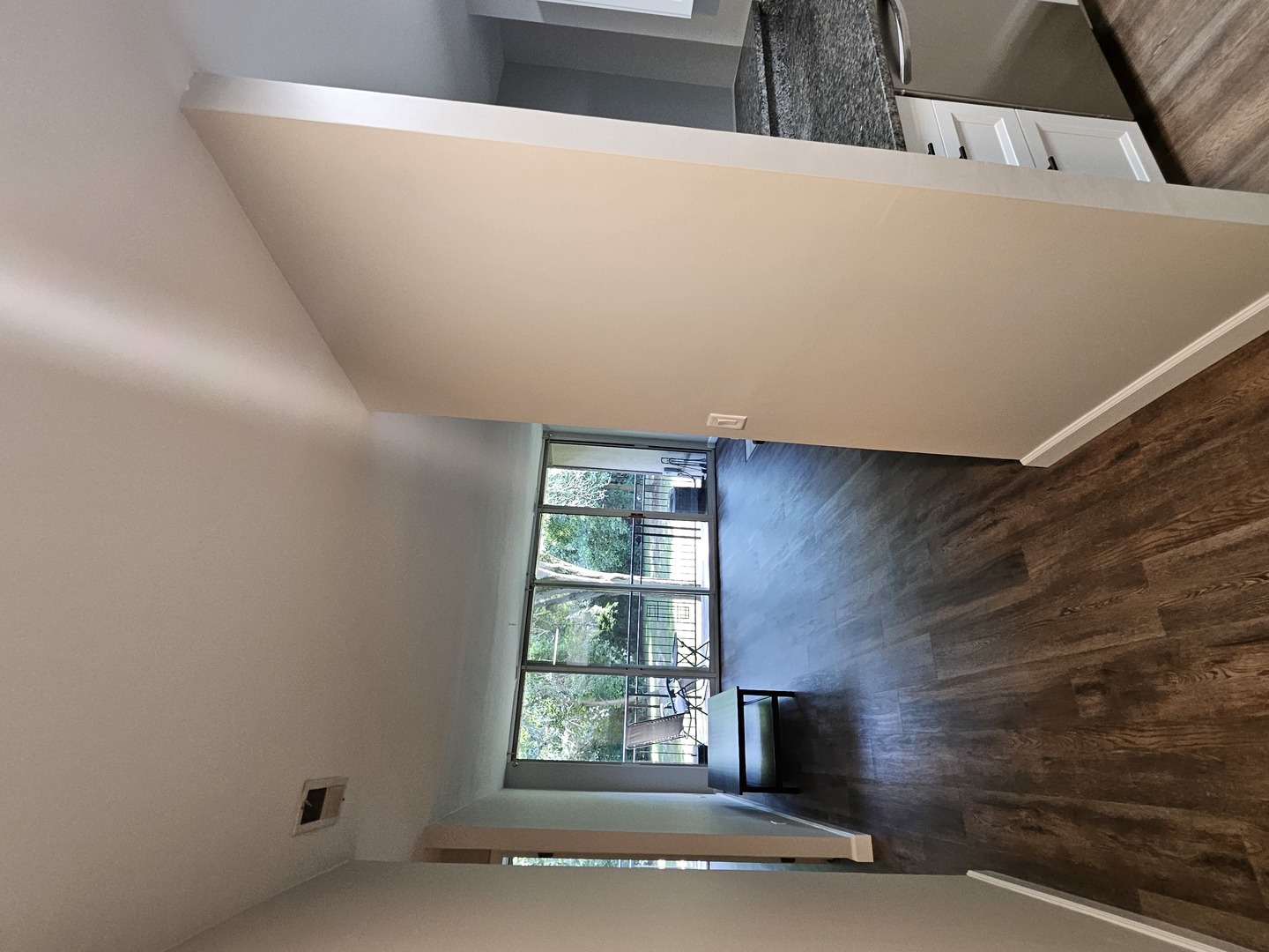Property Photo: 5810 Oakwood Drive 2H IL 60532